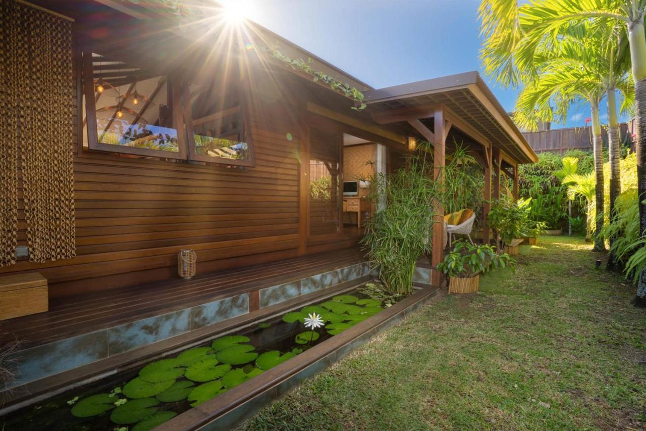 Villa Manuiti, Balinese Luxury Home - Private Swim Spa, Ocean View - Ofyr Bbq - Koi Pond Punaauia Kültér fotó