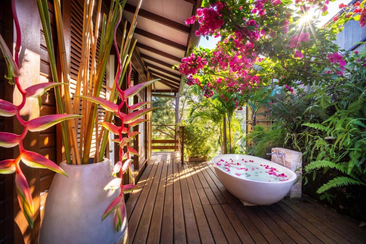 Villa Manuiti, Balinese Luxury Home - Private Swim Spa, Ocean View - Ofyr Bbq - Koi Pond Punaauia Kültér fotó